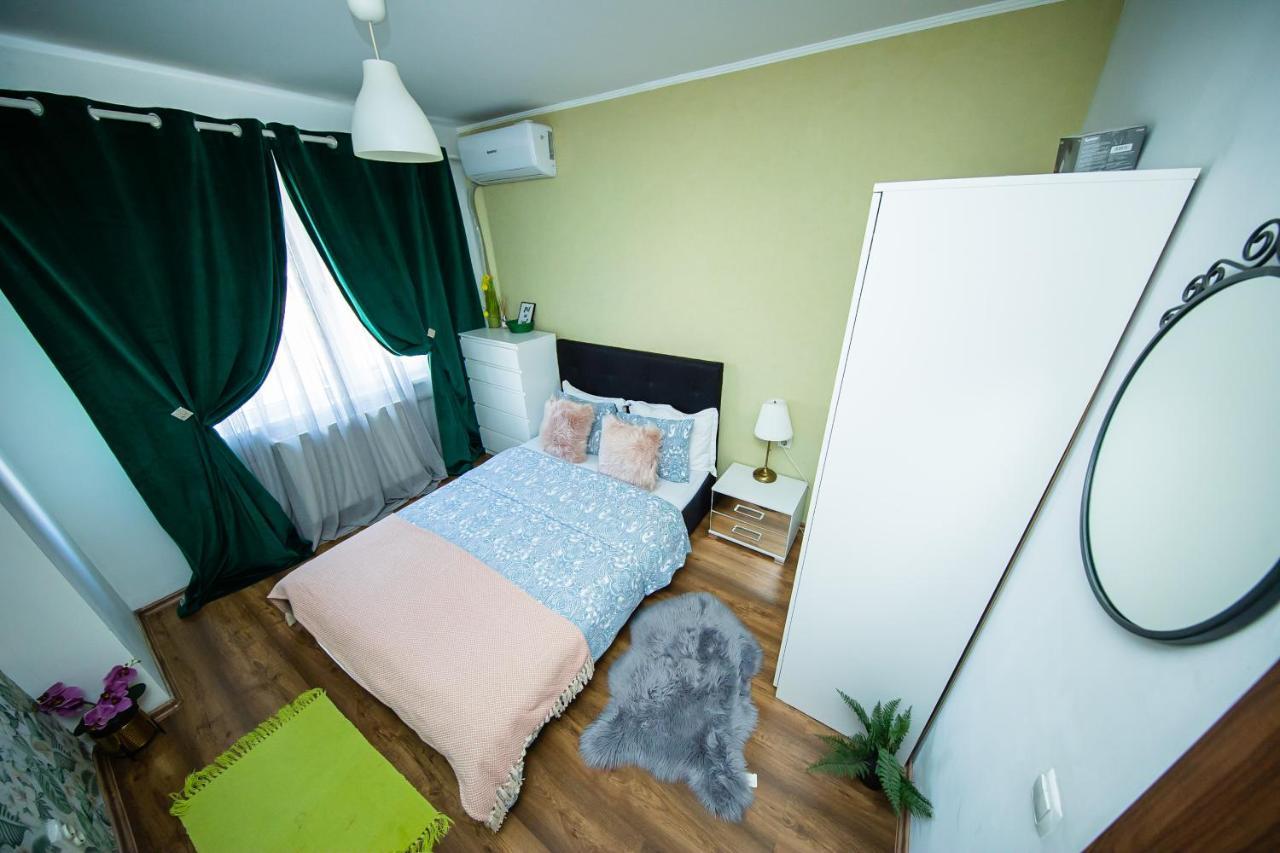 Smart Palas Apartament Iasi Esterno foto
