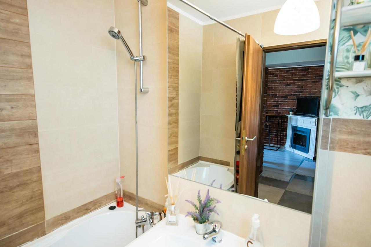 Smart Palas Apartament Iasi Esterno foto