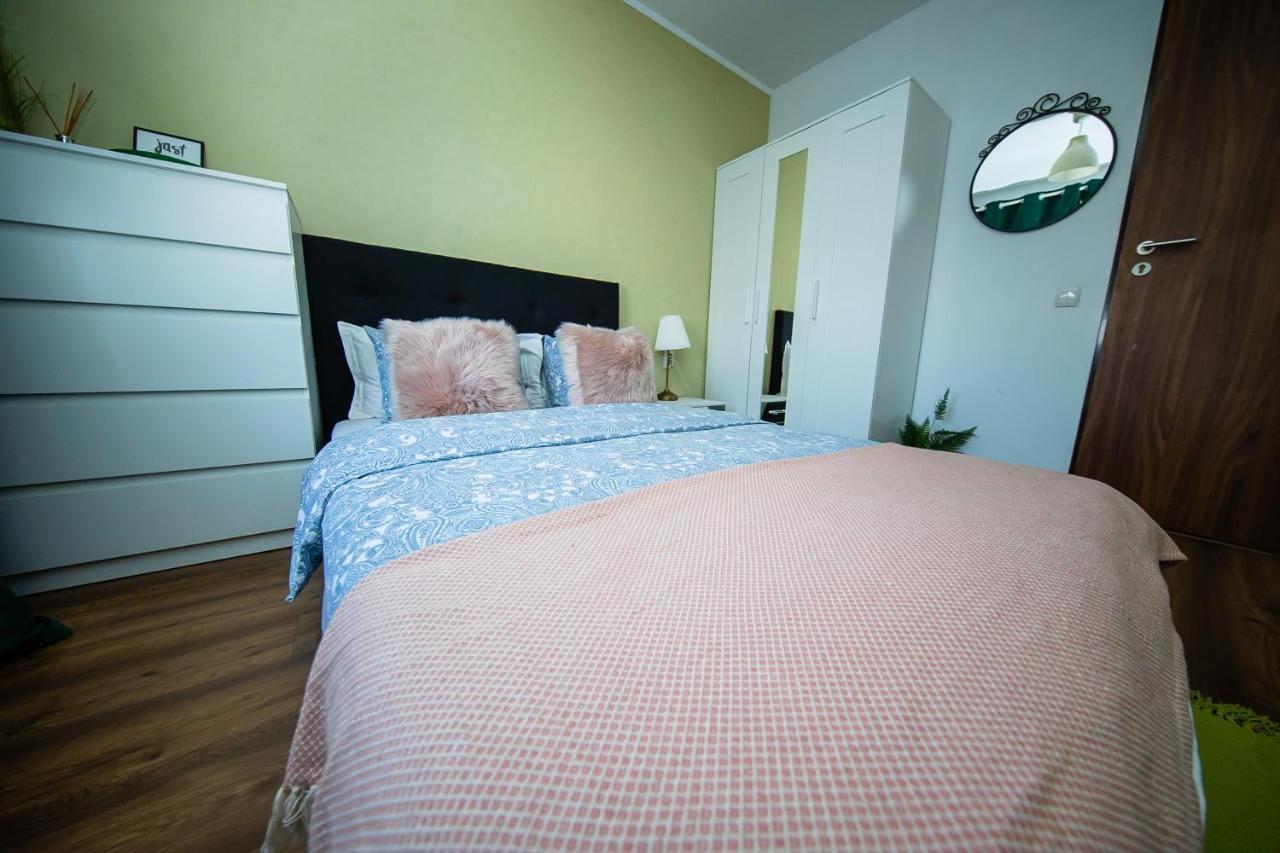 Smart Palas Apartament Iasi Esterno foto